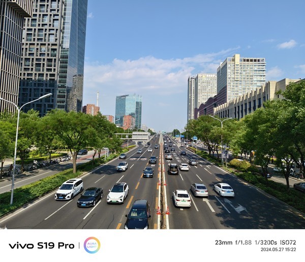 vivo S19 Pro:東方美(měi)學設計與全焦段人(rén)像的(de)集大(dà)成者 vivo S19 Pro:東方美(měi)學設計與全焦段人(rén)像的(de)集大(dà)成者